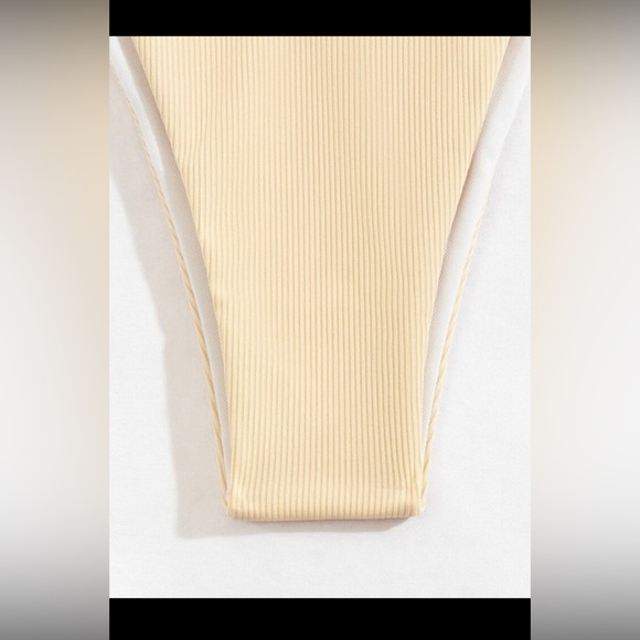 Contrast Binding Thong Bikini Swimsuit - Picture 4 of 4